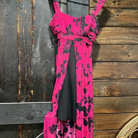 Summer dress - Picture 4 of 6